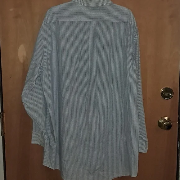 Men's button-down shirt size 17(35) - Picture 3 of 3